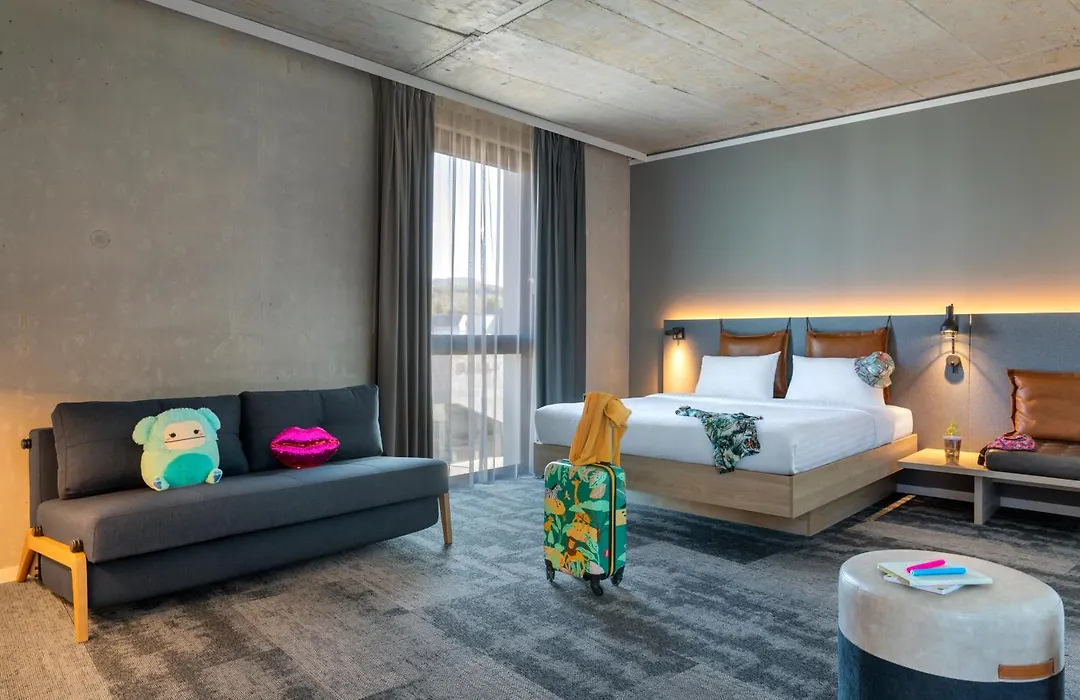 Moxy Outletcity Metzingen-1